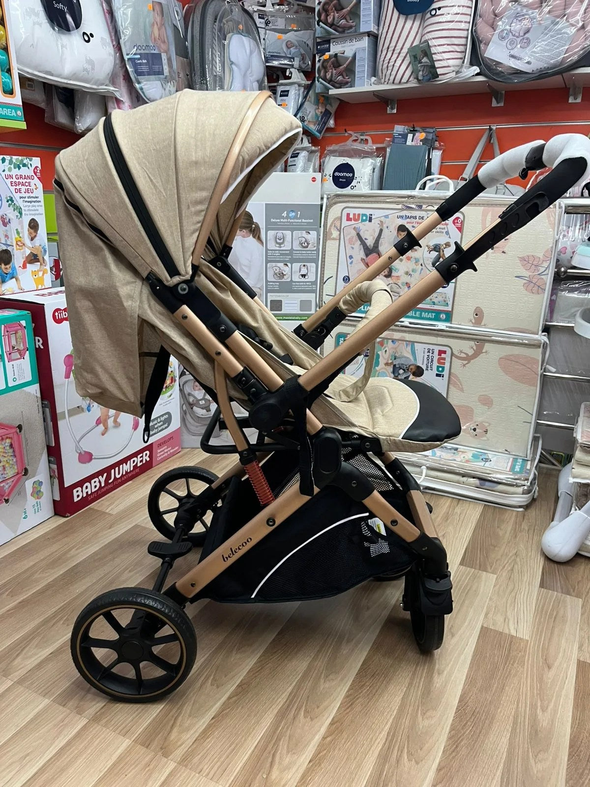 Poussette Bébé Belecoo B1 Gold Pro Beige – Réversible