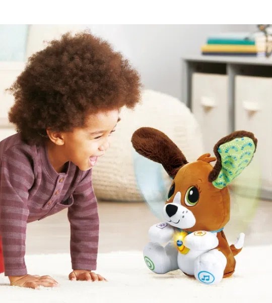 Toutou parle avec moi – chien peluche interactif VTech