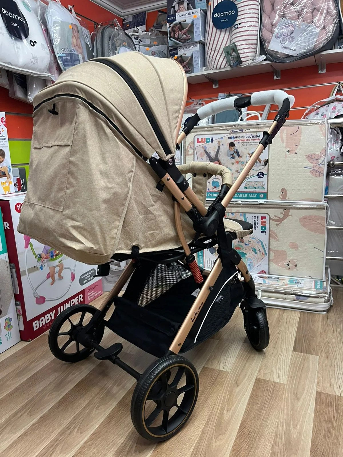 Poussette Bébé Belecoo B1 Gold Pro Beige – Réversible